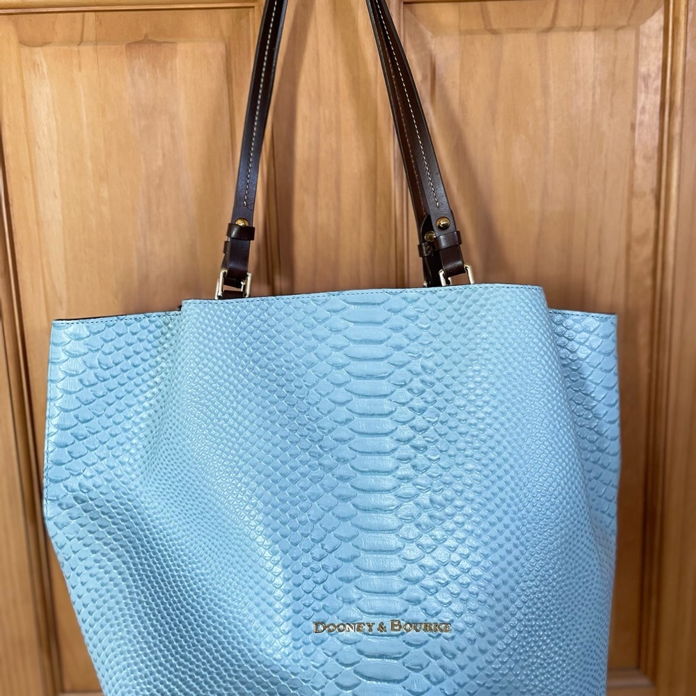 Dooney and Bourke